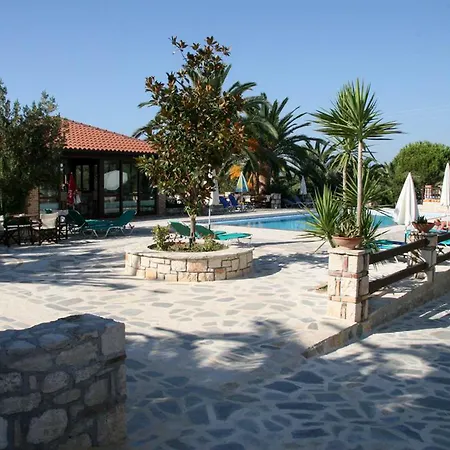 Daniel (adults Only) Kalamákion